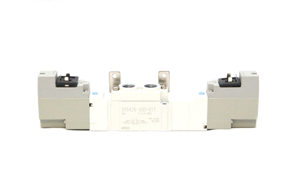 3 POSITION SOLENOID, EXHAUST CENTER, 1/8IN NPT 3 POSITION SOLENOID, EXHAUST CENTER, 1/8IN NPT